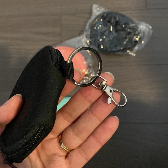 Coin & Key pouch - Picture 4 of 4